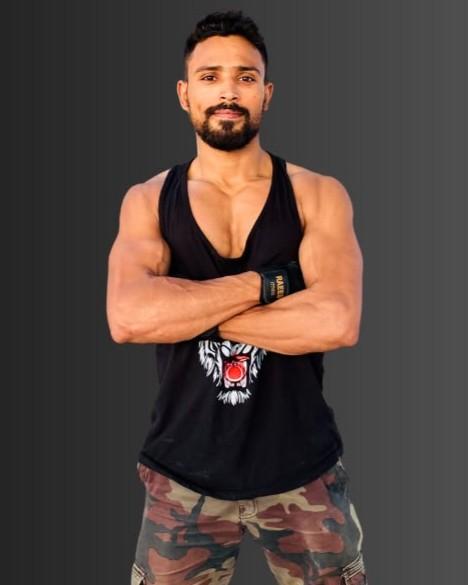 Mazhar Khan, Professional Trainer